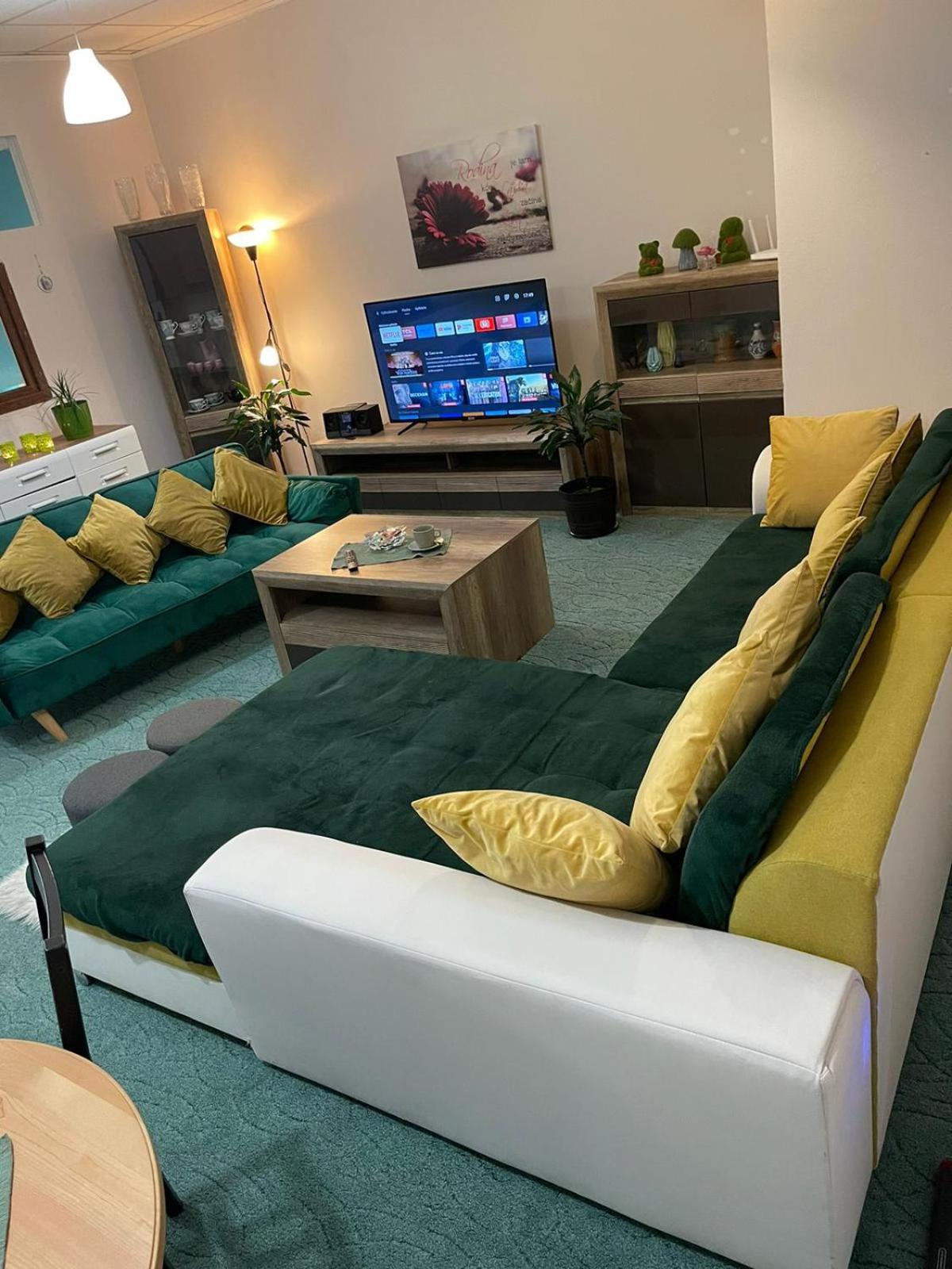 Velky Apartman Bratysława Zewnętrze zdjęcie