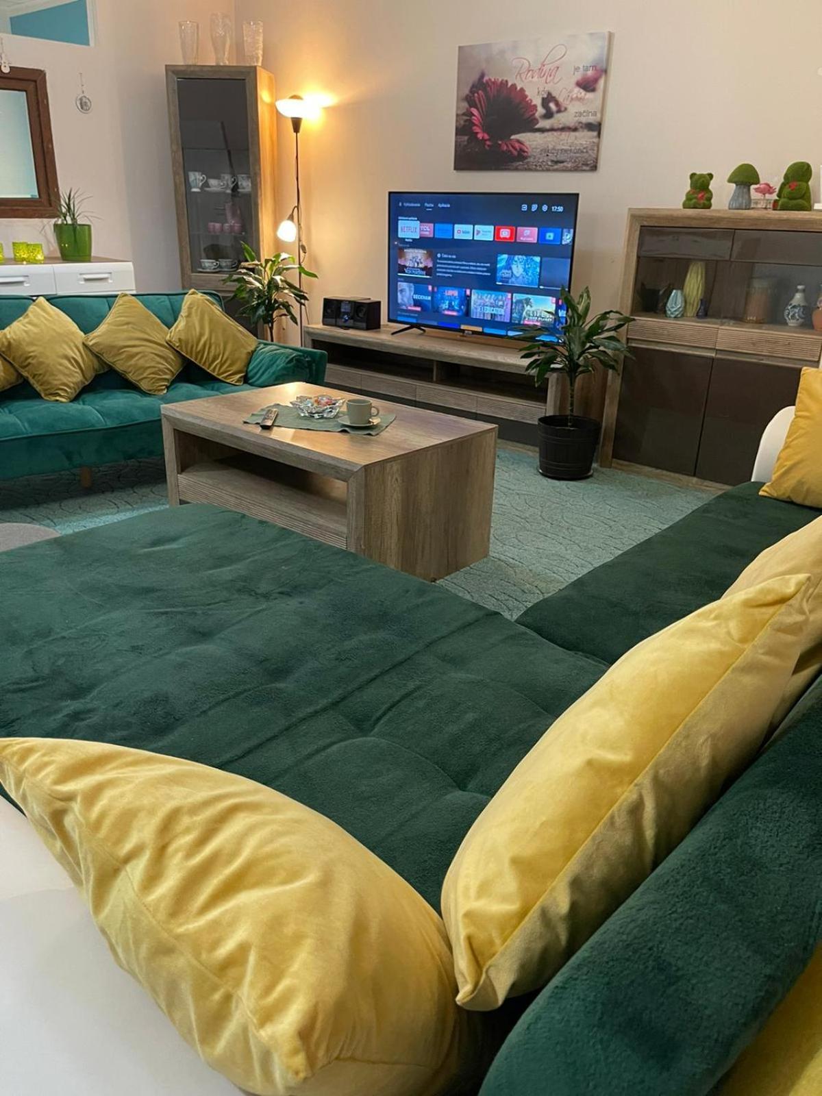 Velky Apartman Bratysława Zewnętrze zdjęcie